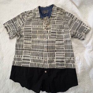 Modern Amusement Shirt Man XL Black White Button Down Geometric Abstract Funky.